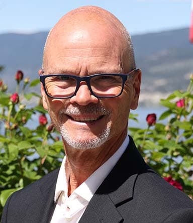 Steven Phipps, Director